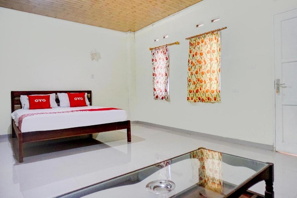 Oyo 93780 Rudang Rudang Sibayak Hotel Medan